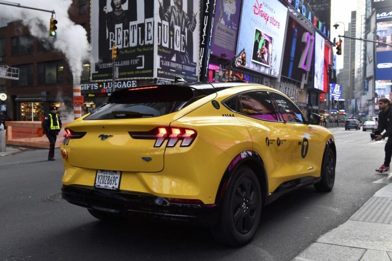 Ford Mustang Mach-E