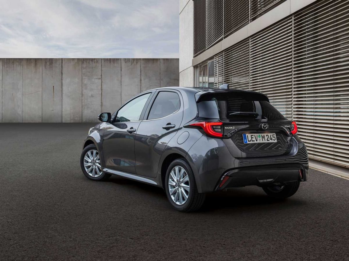 Mazda 2 Hybrid