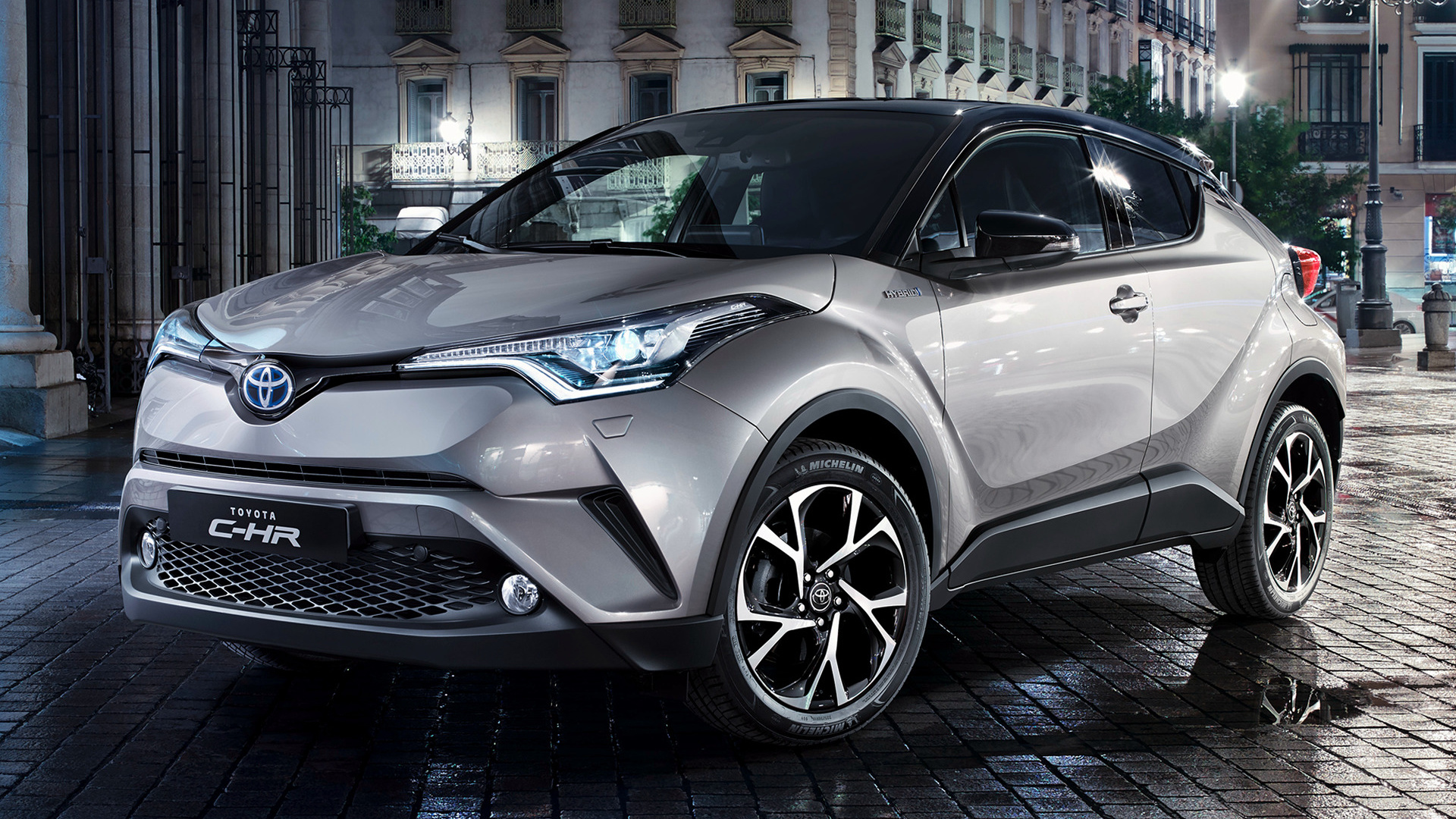 Toyota C-HR elettrica