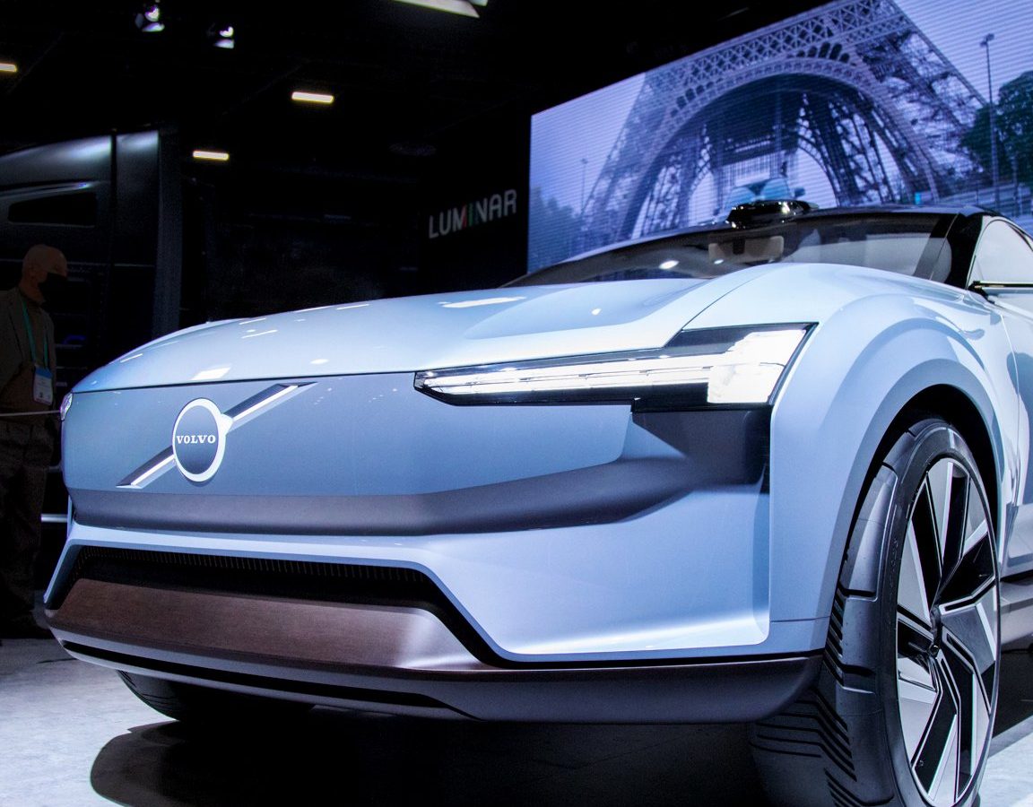 Volvo annuncia cinque nuove auto elettriche 2030