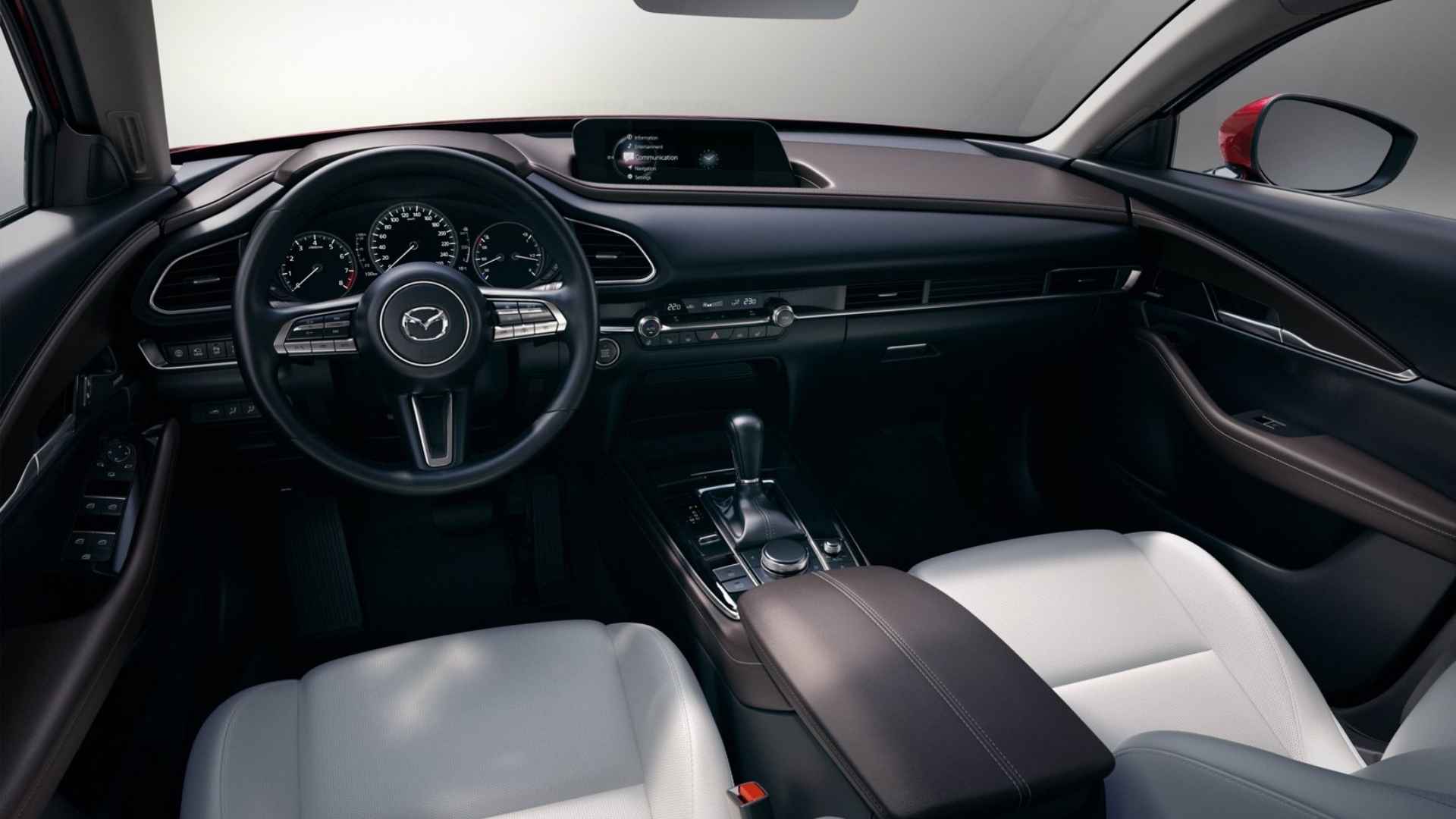 Mazda CX30 interni
