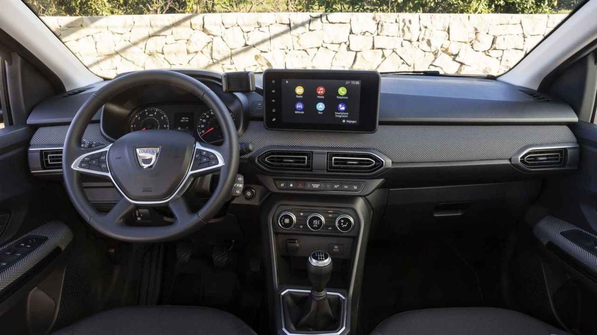 Dacia Jogger a GPL interni e infotainment