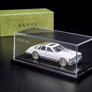 001-Hotwheels-Diecast-Cadillac-Seville-Gucci