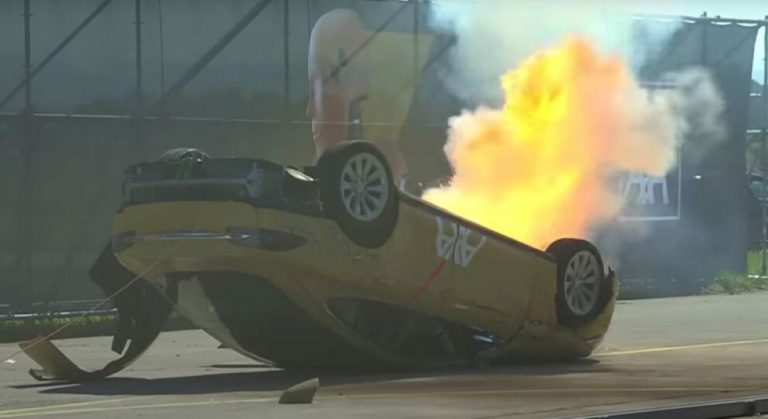 Auto elettriche crash test