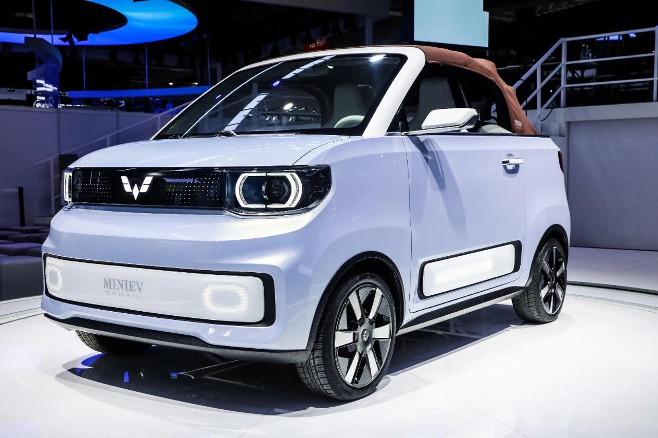 Wuling Hongguang cabrio