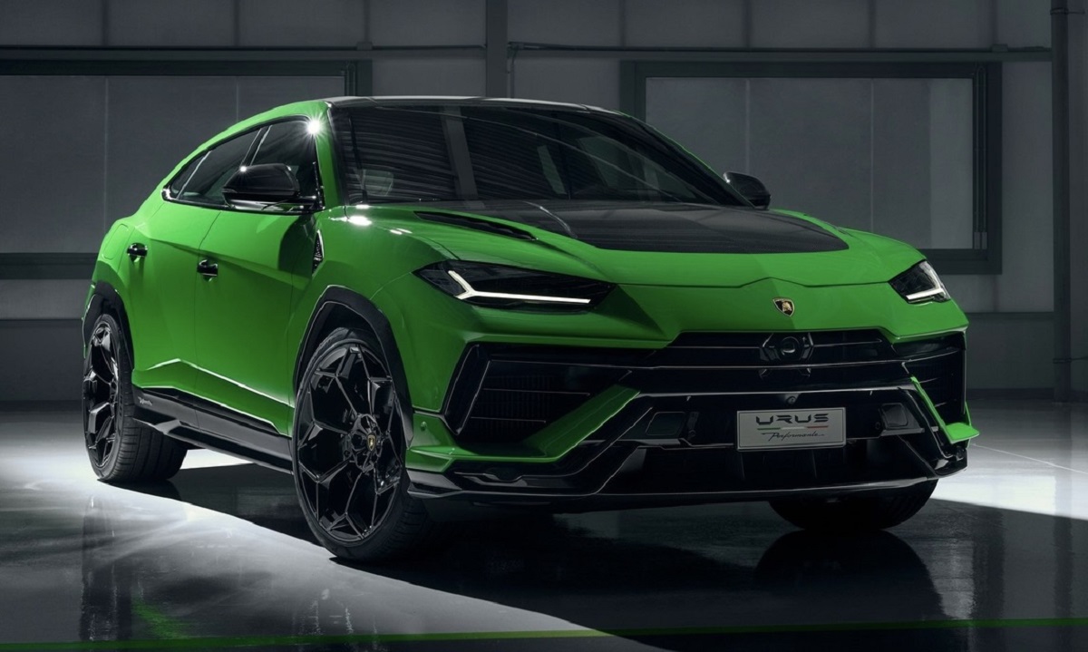 2023-Lamborghini-Urus-Performante-001