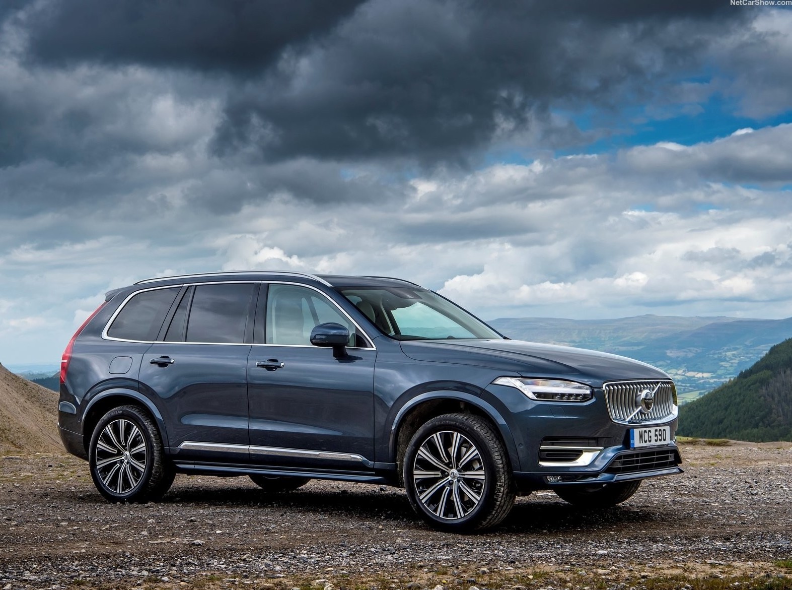 001-2023-Volvo-XC90