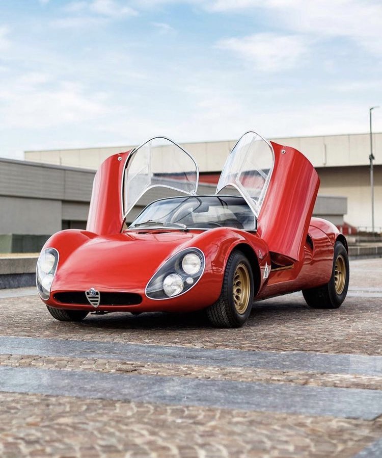 Alfa Romeo 33 Stradale 2022