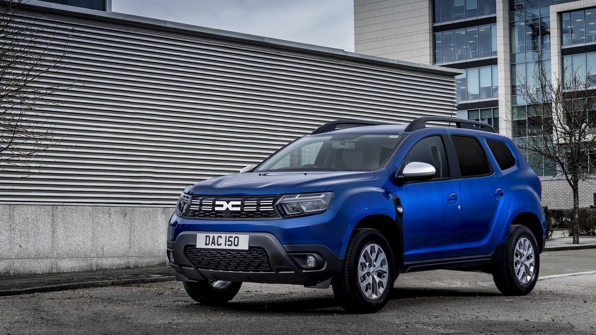 Dacia Duster 2023 dettagli