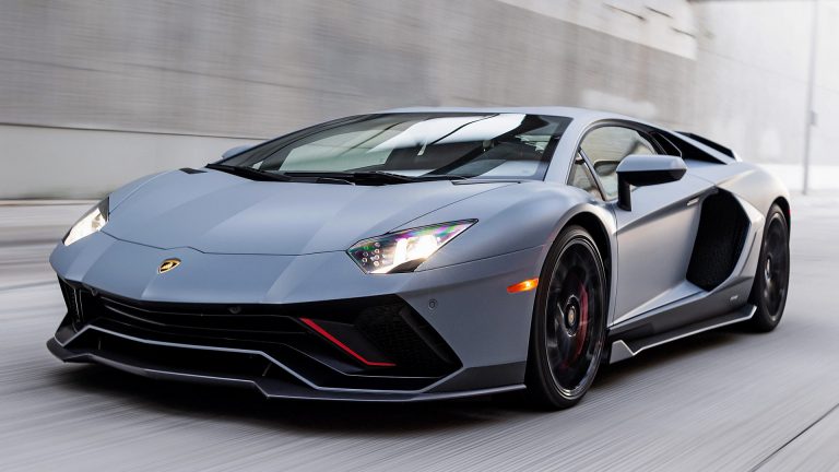 Lamborghini Aventador