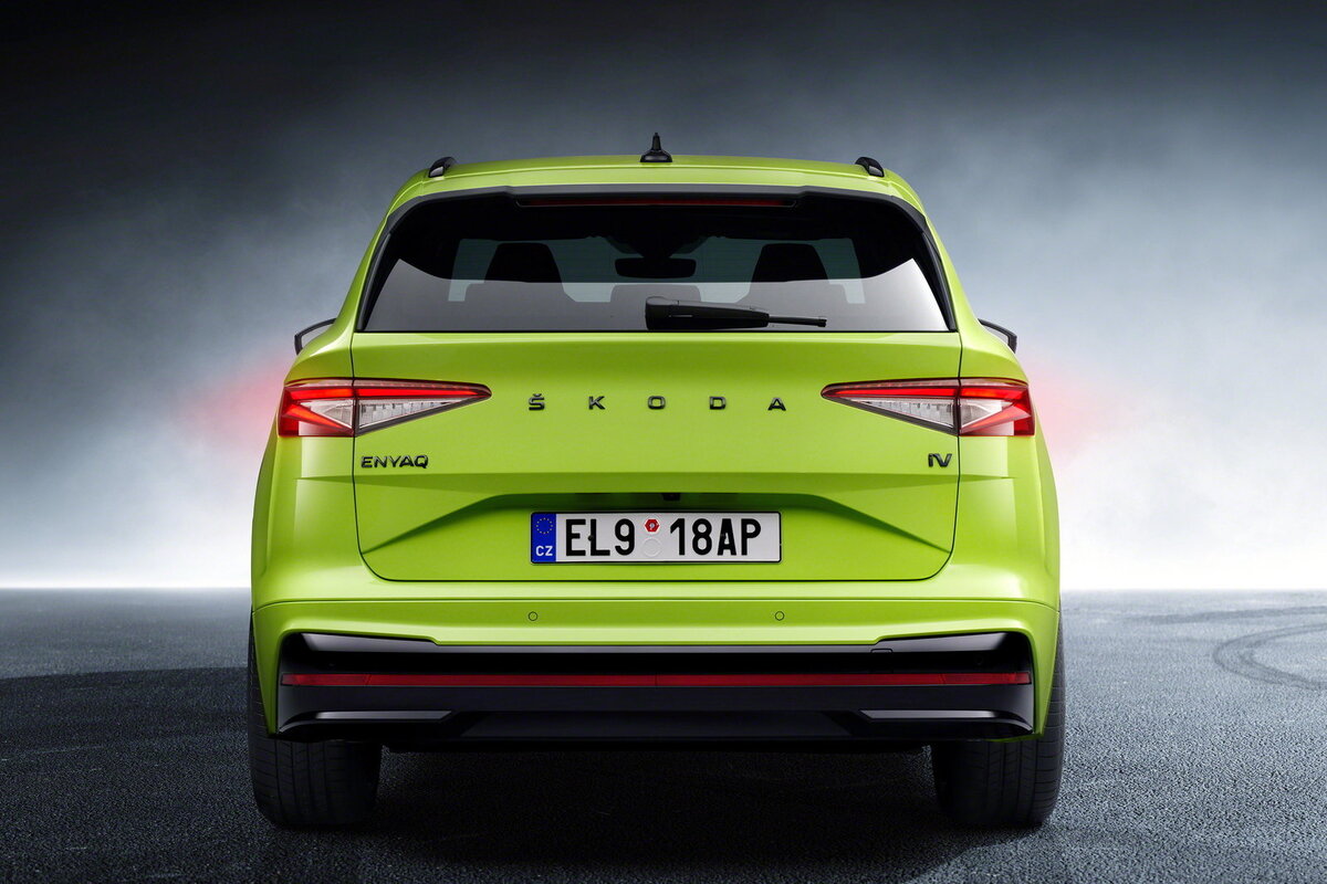 skoda enyaq suv elettrico