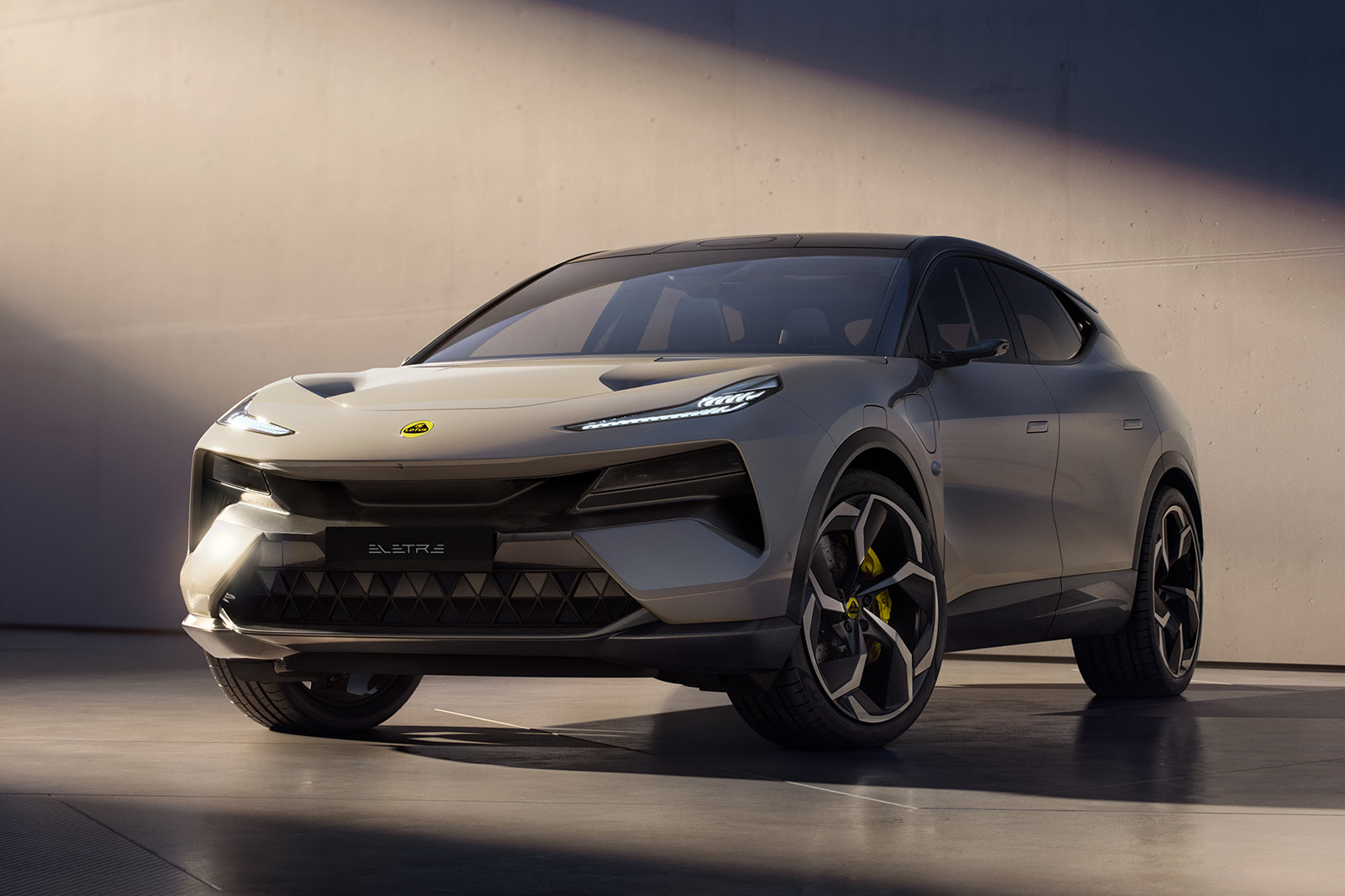 001-Lotus-first-electric-SUV-Eletre