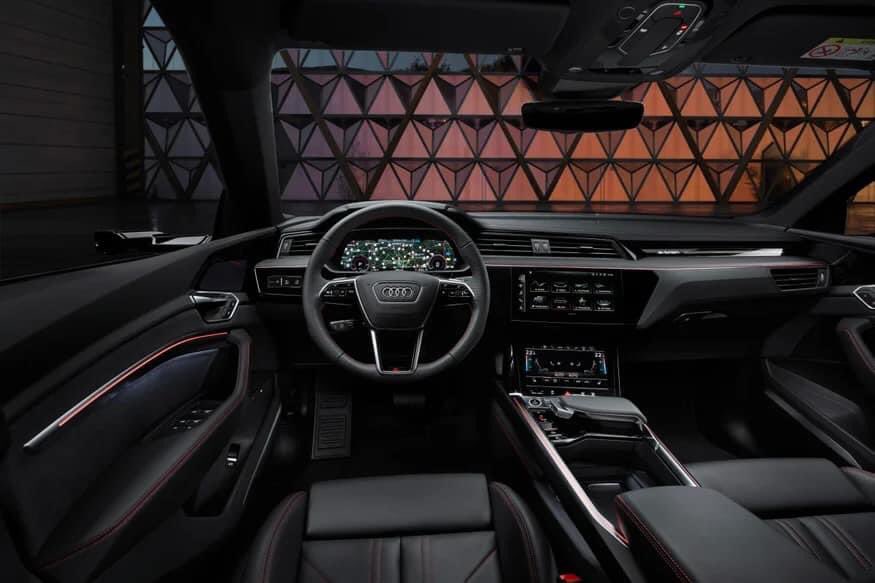 interni Audi Q8 e-tron 2022