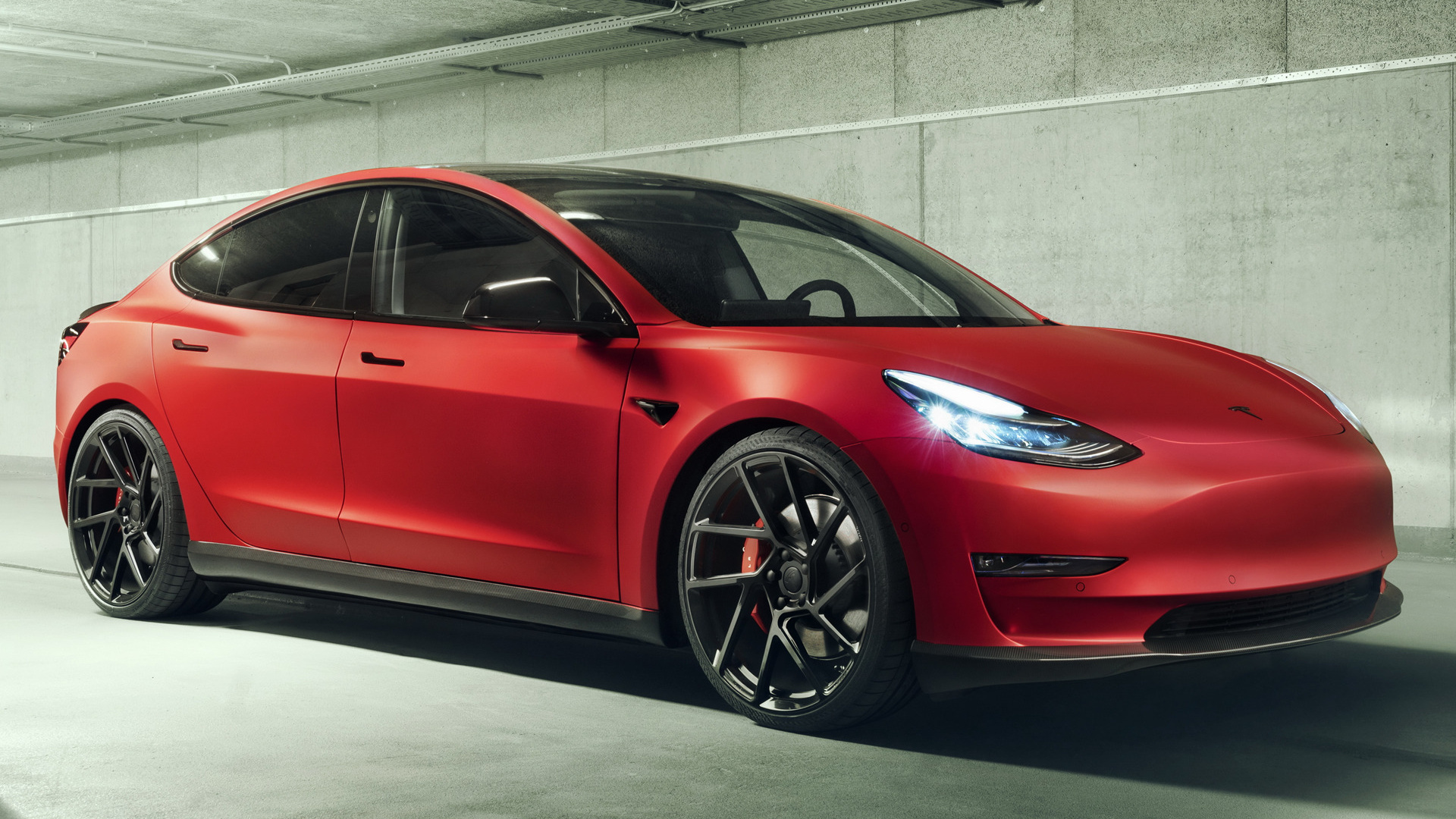 Tesla richiama Model 3