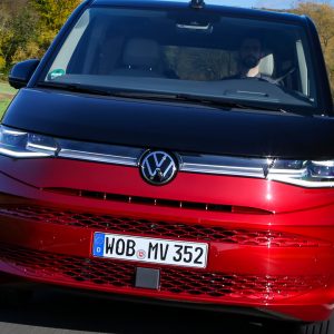 Volkswagen Multivan ibrido plug-in