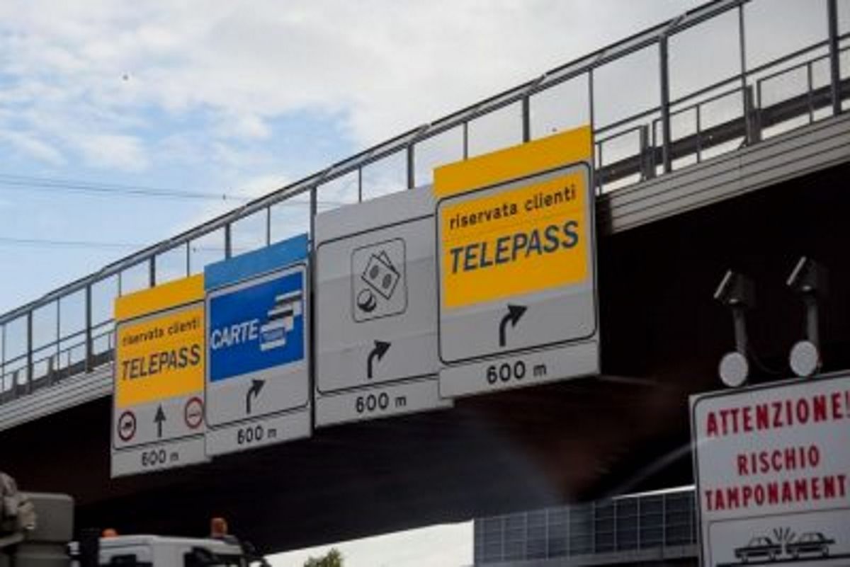 come usare telepass più auto