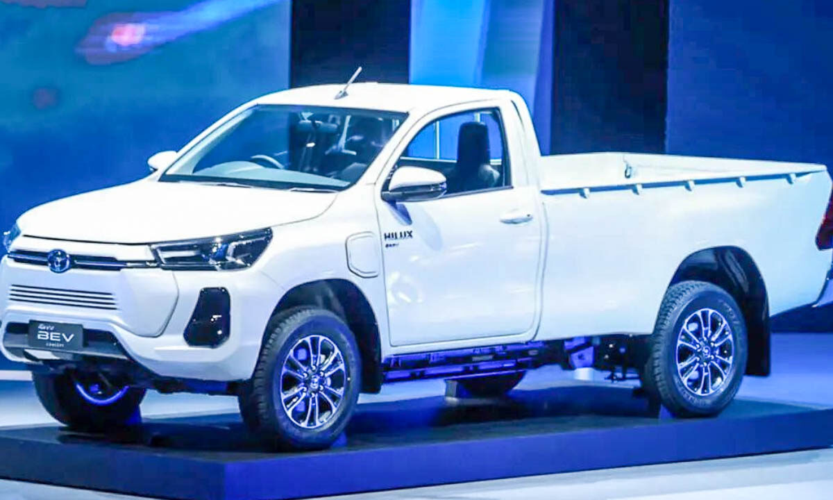 toyota hilux elettrico