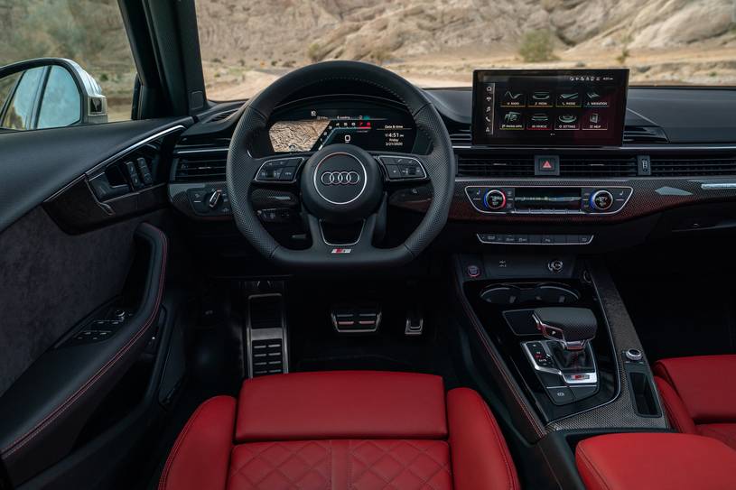 Audi S4 interni