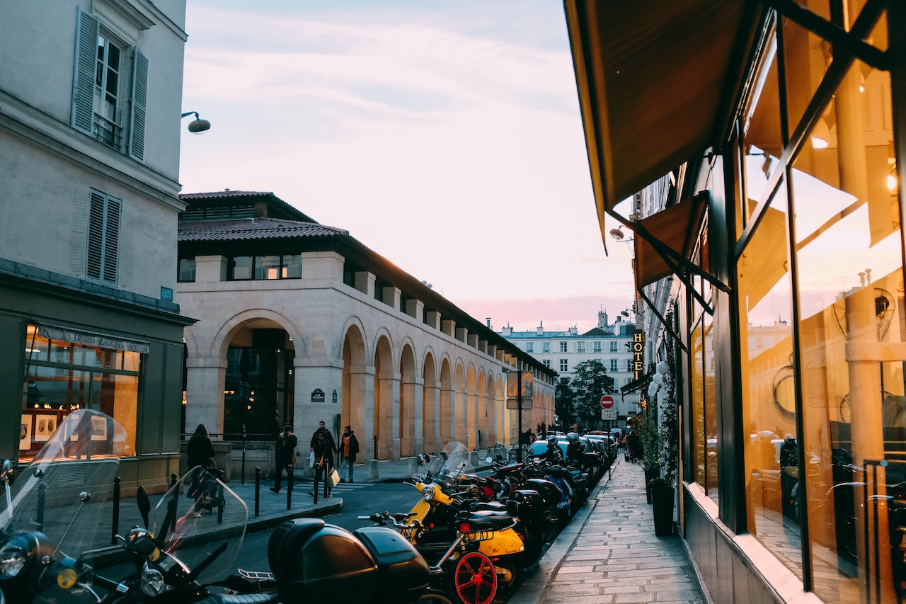 come proteggere la moto dai furti consigli