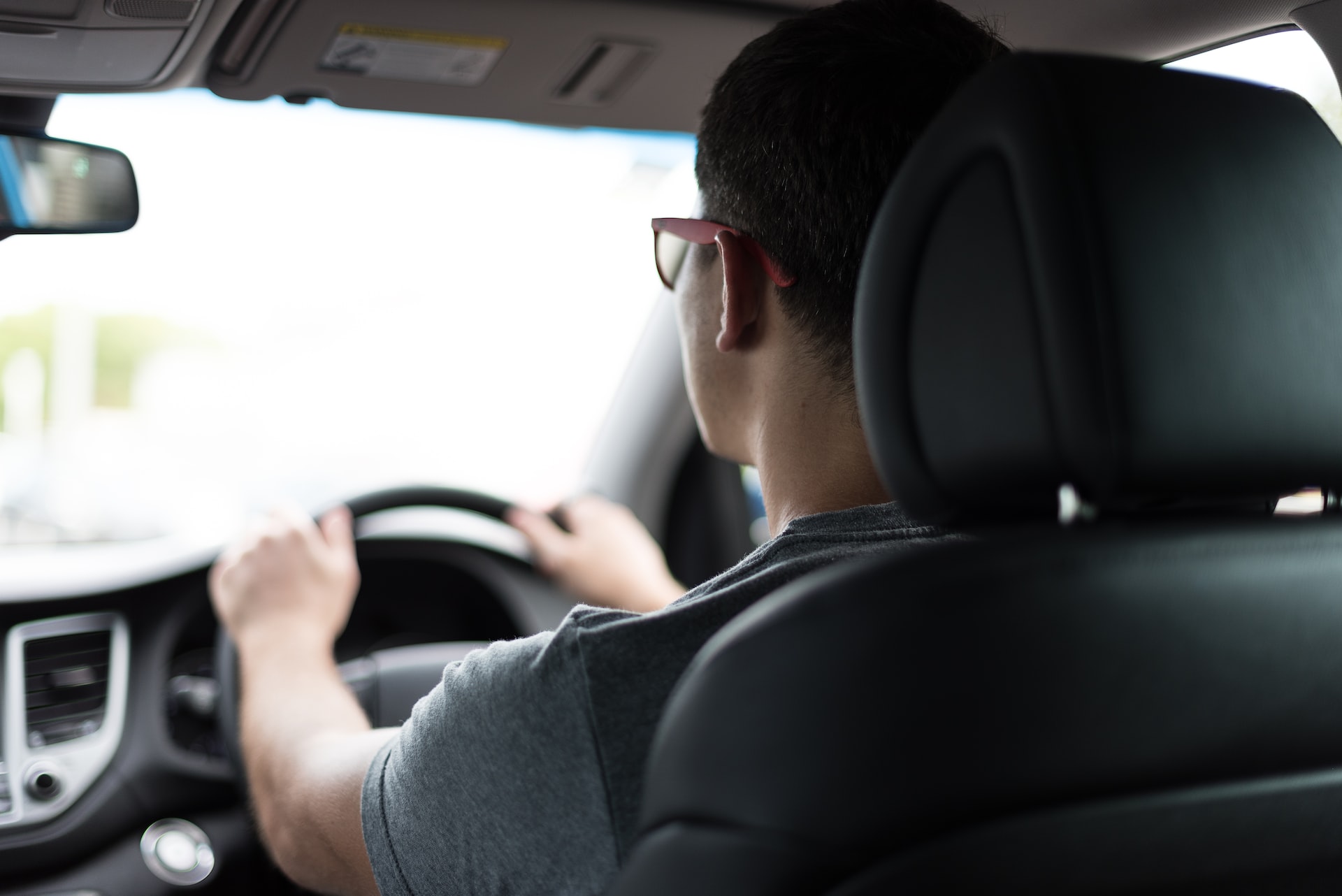 neopatentati possono guidare auto di grossa cilindrata se accompagnati