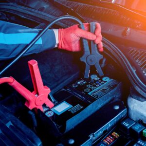 come cambiare batteria auto