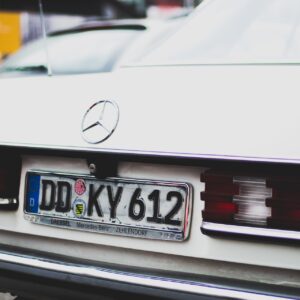 perché alcune auto sono targate za