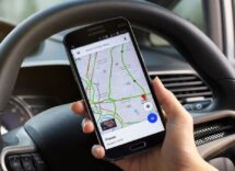 perché google maps non parla in auto