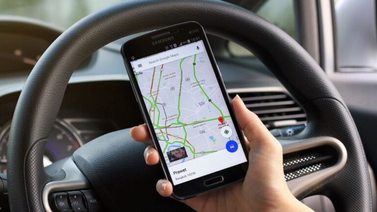 perché google maps non parla in auto