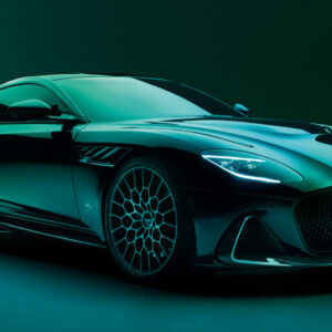 Aston Martin DBS 770 Ultimate 2023