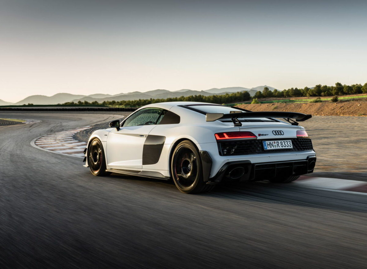 Audi R8 GT RWD design