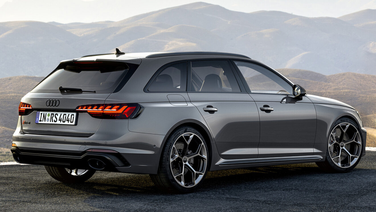 Audi RS 4 Avant Competition Plus esterno