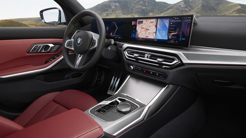 BMW Serie 3 restyling caratteristiche interni