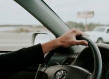 come sbloccare lo sterzo