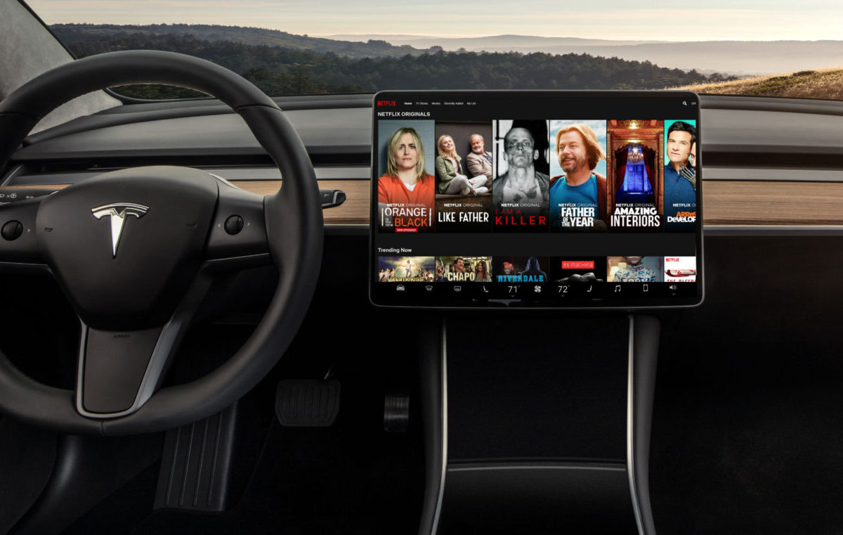 come vedere netflix su schermo auto guida