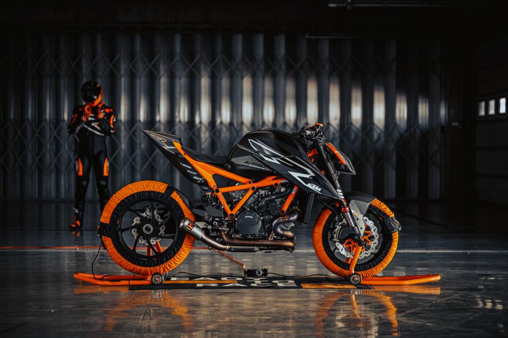 KTM 1290 Super Duke RR 2023