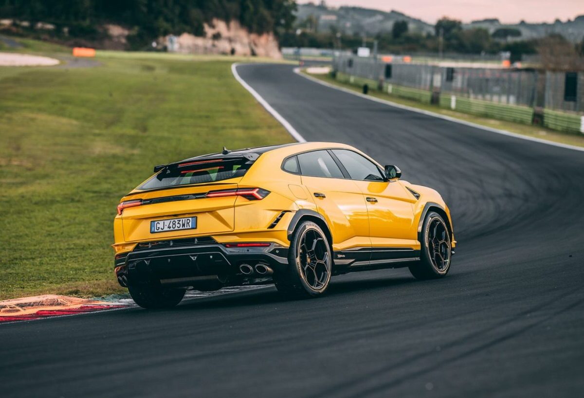 Lamborghini Urus Performante esterno