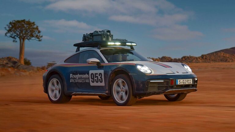 Porsche 911 Dakar