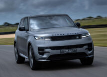 Range Rover Sport ibrida plug-in