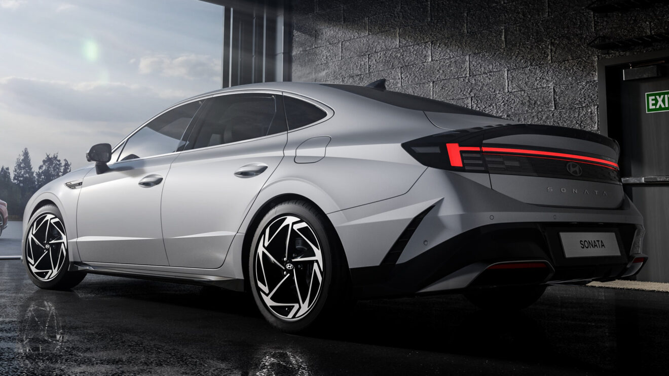Hyundai Sonata ibrida 2023