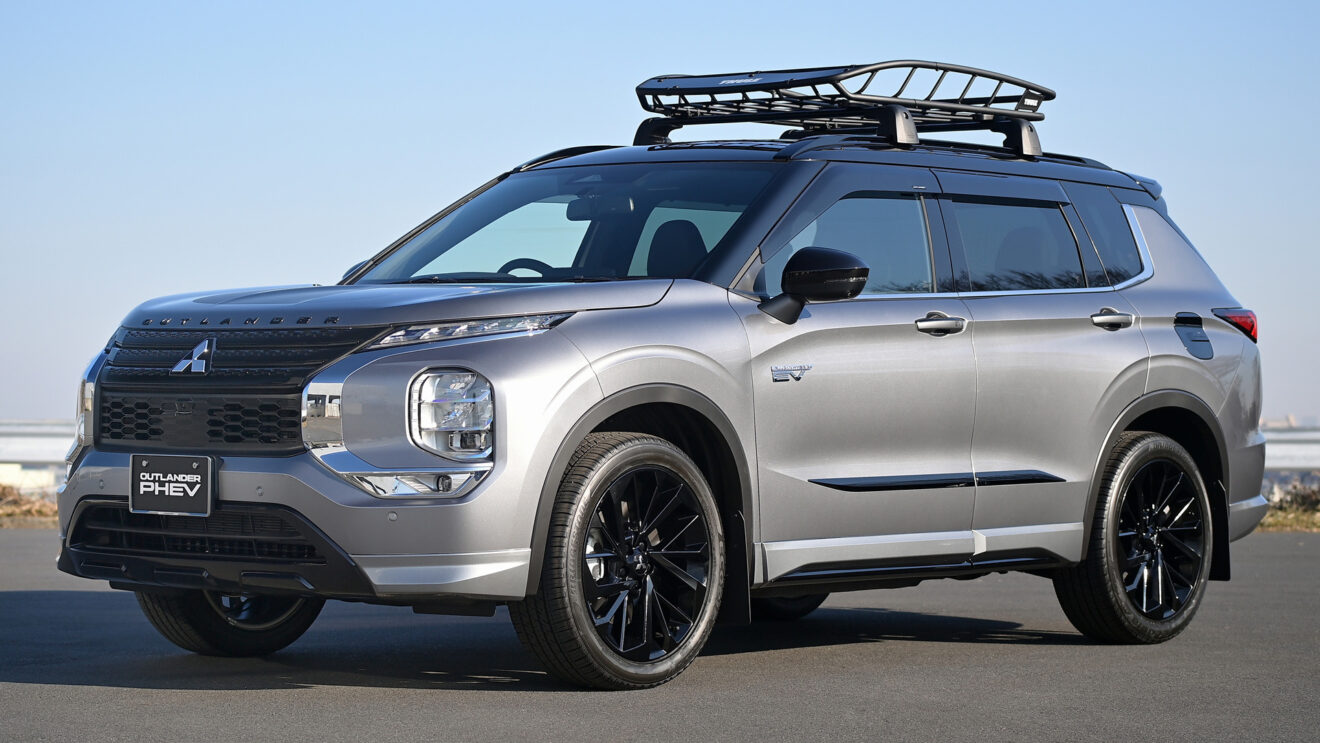 Mitsubishi Outlander PHEV 2023 caratteristiche principali nel dettaglio
