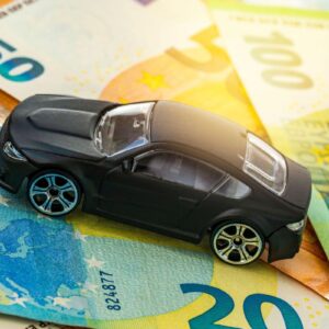 perché le auto con finanziamento costano meno