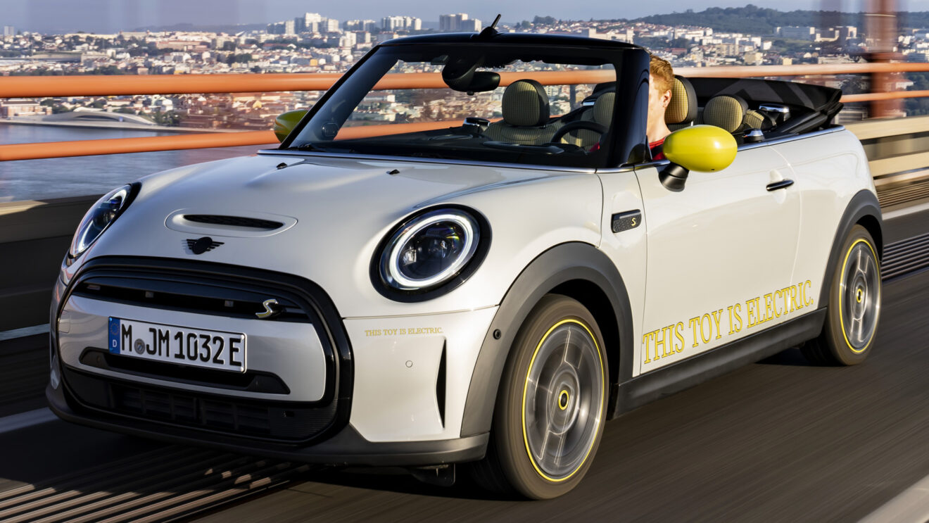 Mini Cooper SE Cabriolet