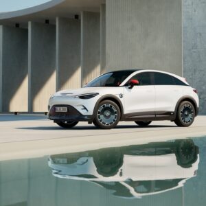 001-famoso-modello-terza-fase-cresce-nelle-dimensioni