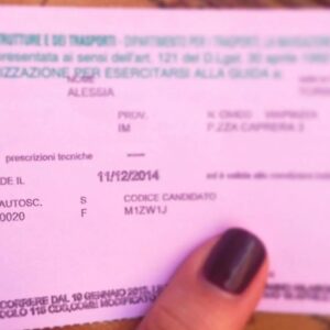 001-numero-persone-bordo-se-al-volante-guidatore-in-procinto-patente