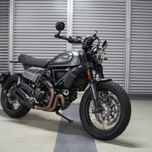 001-utilizzare-moto-manto-stradale-innevato-possibile