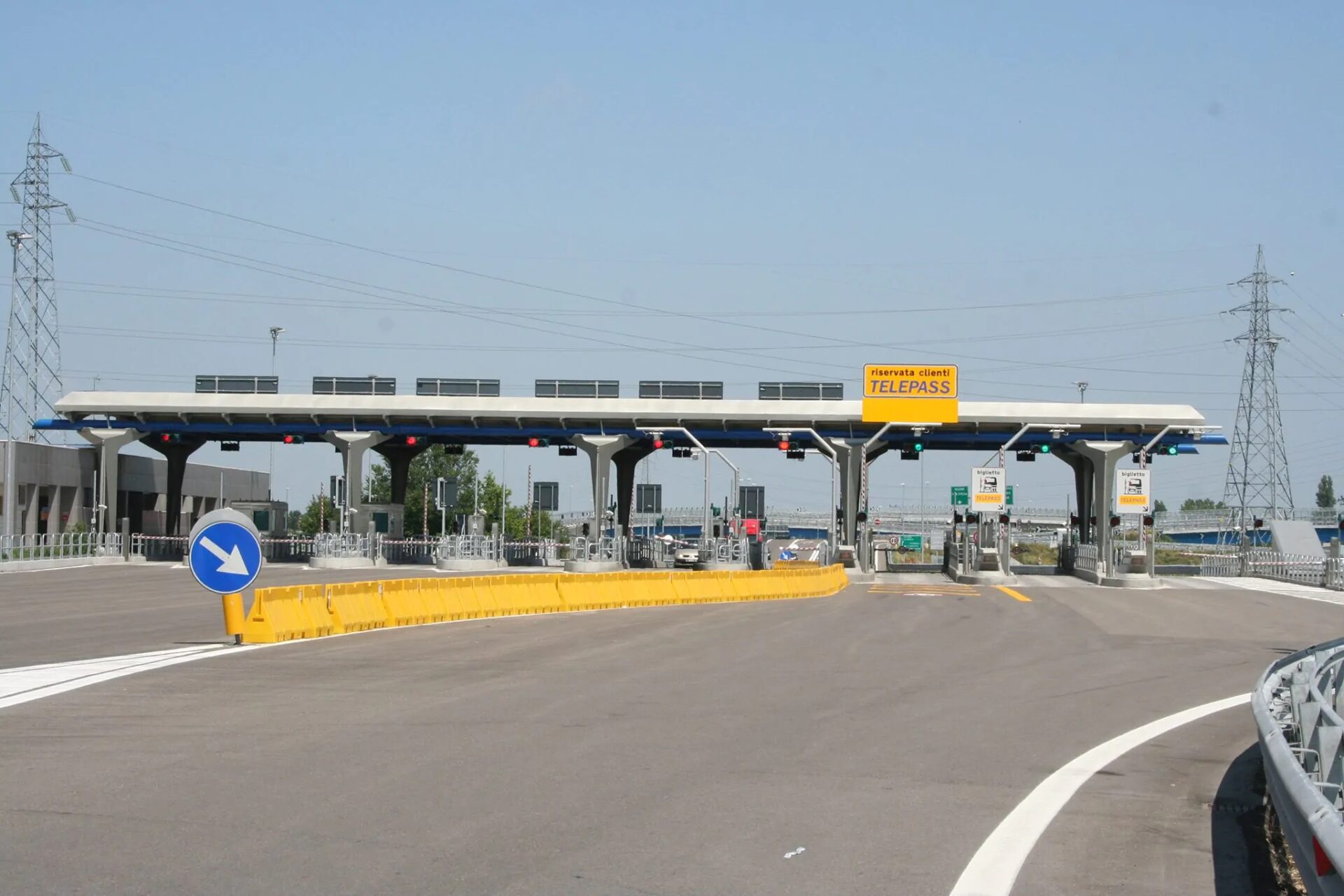 001-utilità-pagare-pedaggio-senza-contante-autostrada