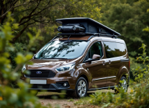 Ford Tourneo Courier trasformato in mini-camper
