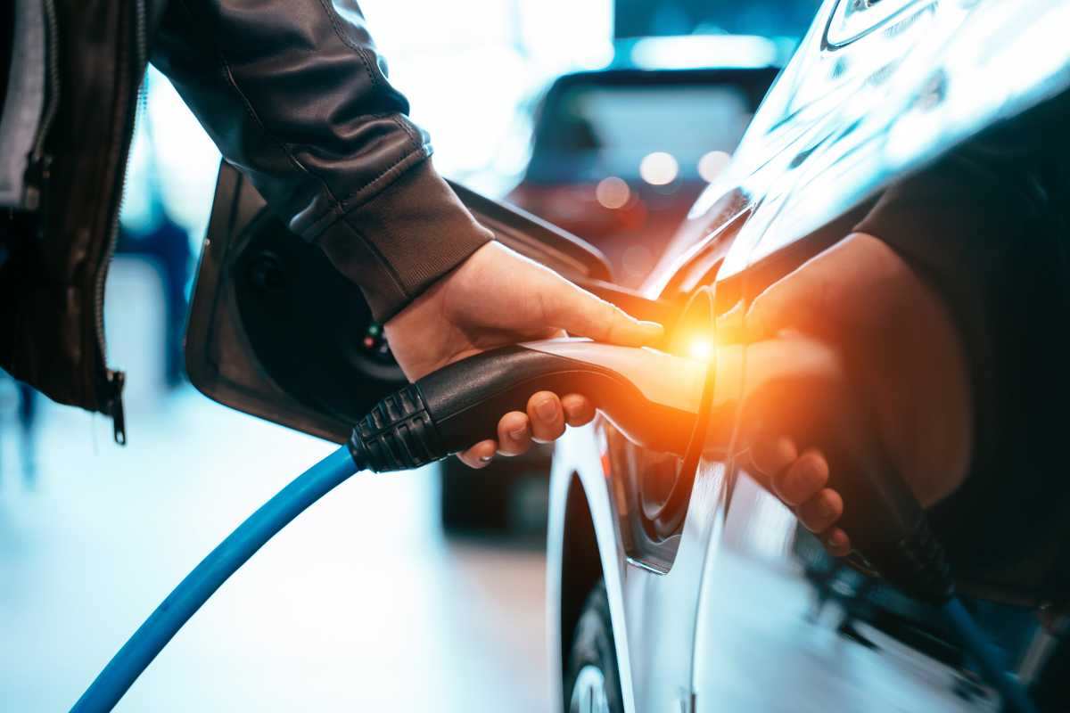 Auto elettrica traghetto