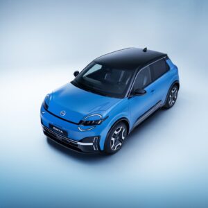 001-piccola-giapponese-stile-passato-motore-futuro