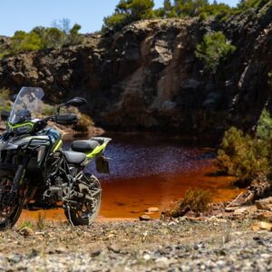 001-casa-cinese-aggiorna-enduro-da-viaggio